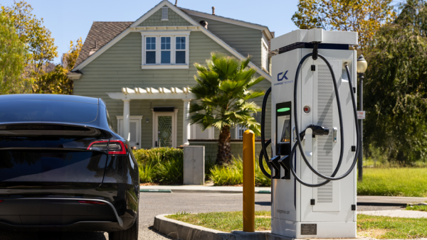 chargetronix-charger-at-shopping-center